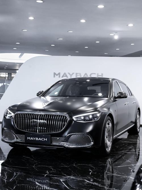 重庆214岚图汽车的售后服务让用户无忧出行，迈巴赫未来的豪华车趋势